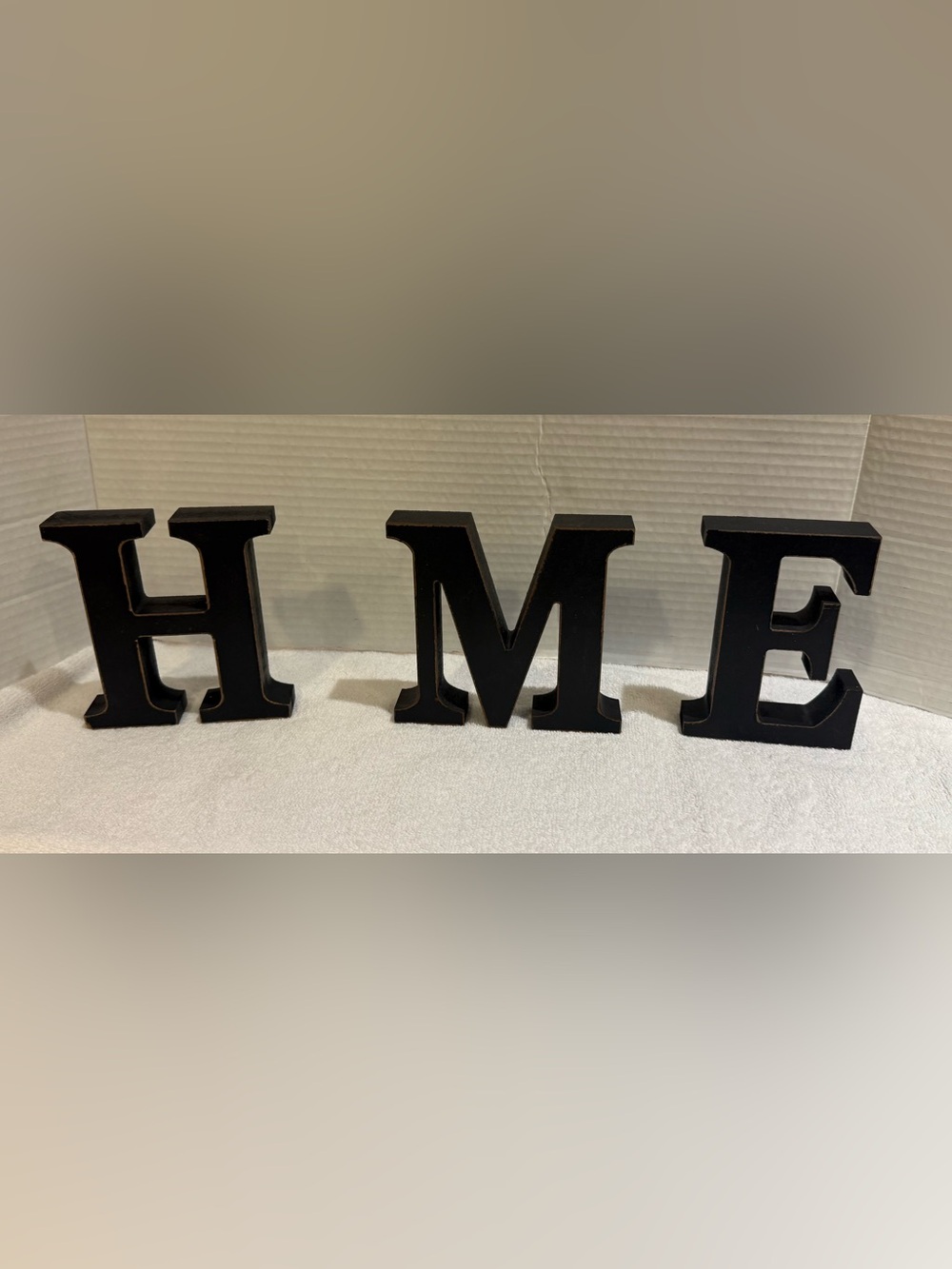 Home Wood Letters (H,M,E) With Interchangeable O With 9 Seasonal Decor